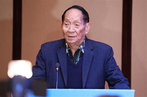 88岁袁隆平：做完这两件事就可以退休了-凤凰周刊
