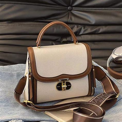 White Juno Sling Bag – RIJAC