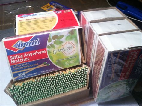 Diamond GreenLightTM Kitchen Matches - 3 Pack - 300 Matches per Pack x ...