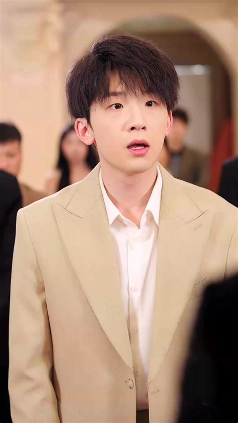 Crash Into Love Chinese Drama Full 60 Episodes - MoboReels
