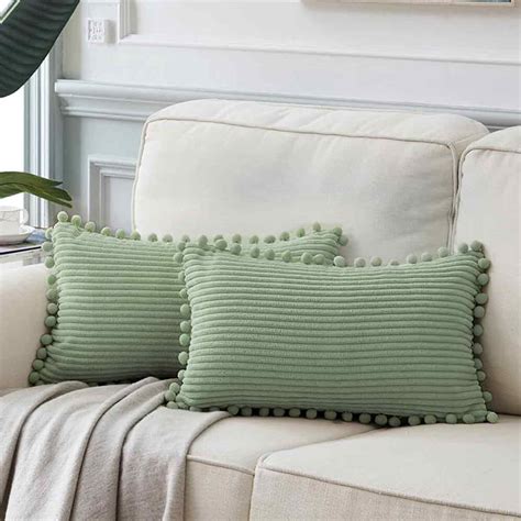 35 Green Throw Pillows That'll Put Your Room over the Top - KnockOffDecor