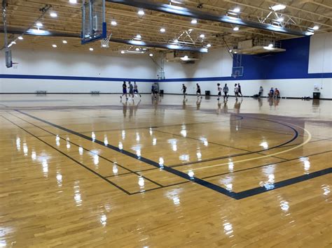 Drake University Recreational Services - Campus Rec Magazine