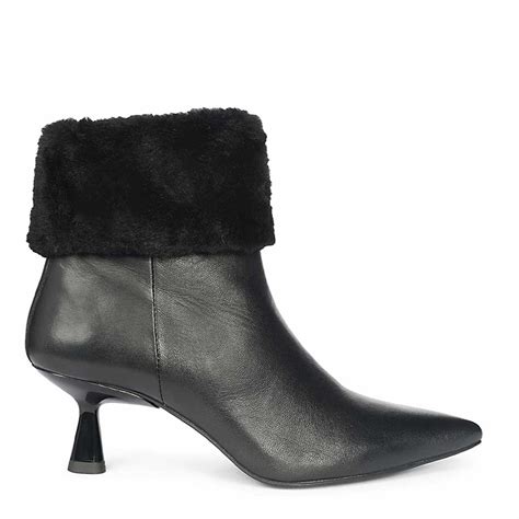 Buy Marvella Fur Cuff Black Leather Ankle Boots Online – SaintG India
