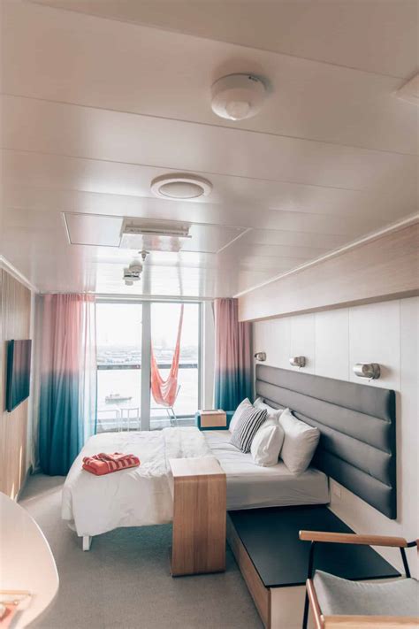 An HONEST Virgin Voyages Valiant Lady Review | 2023