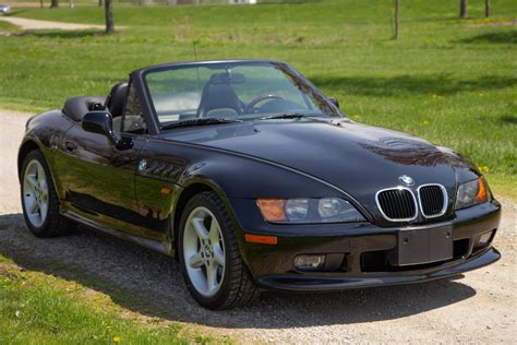 No Reserve: 11k-Mile 1996 BMW Z3 1.9 5-Speed for sale on BaT Auctions - sold for $15,000 on May ...