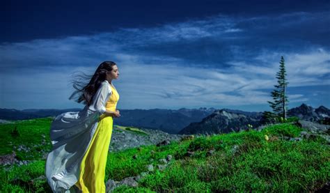 Download wallpaper girl, mountains, dress, profile, section girls in ...