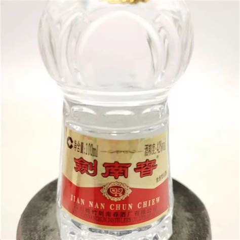 42°度北京牛栏山陈酿白瓶二锅头白酒新牛二酒水 500ml*12瓶 整箱装【价格 品牌 图片 评论】-酒仙网