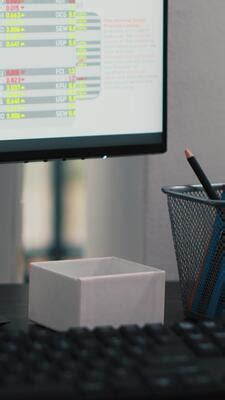 Video On Computer System 的图像结果