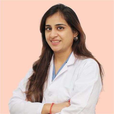 Dr. Shilpa Arora | Experienced Dental Specialist in Delhi | 11+ years ...