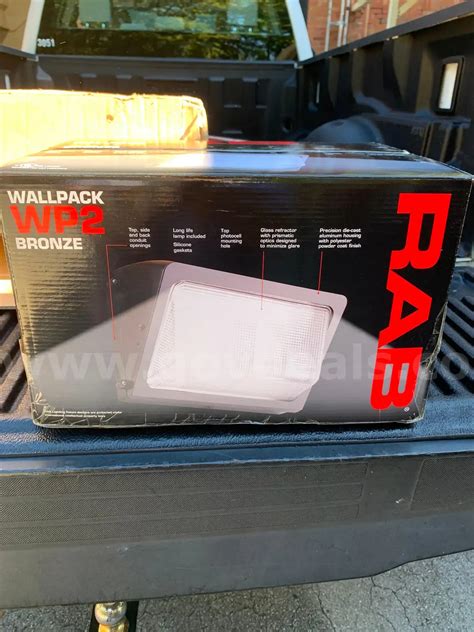 WallPack WP2 Bronze (WP2H150PSQ/PC 160W MH PSQT Glass Lens 120V) 5 ...