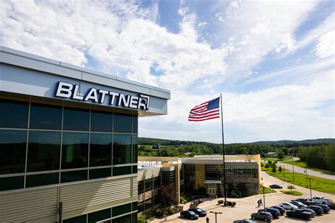 Blattner Energy - Corporate Life 2022 :: Adventure Studios