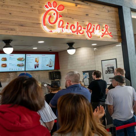 Taco Bell doubles down on making food affordable - TheStreet