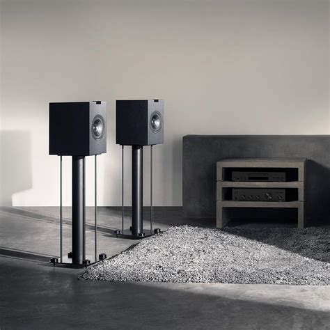 Q150 Bookshelf Speaker | KEF International