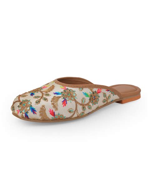 Ladies gold mules 07872 – Sreeleathers Ltd