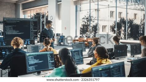 Computer Technology Course 的图像结果