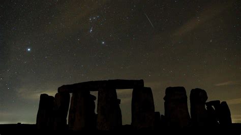 Orionids Meteor Shower 2024: Can I see it? - BBC Weather
