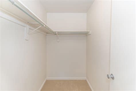 Gallery - Circle Park Apartments in Chicago, IL