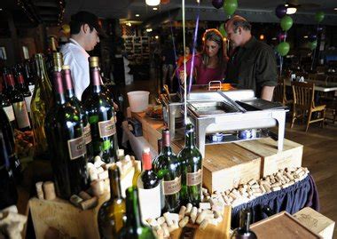Fourteenth annual downtown Bay City Wine Walk is expected to draw 1,500 ...