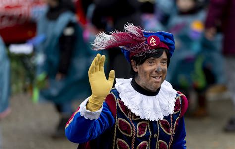 Minister belt met 'Hoofdpiet' Van der Laan over doodsbedreigingen ...