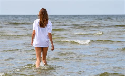 Lisa+Kudrow+Bikini Photos, Download The BEST Free Lisa+Kudrow+Bikini ...