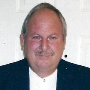 Staff List JavaScript Hacker Rank Solutions 的图像结果