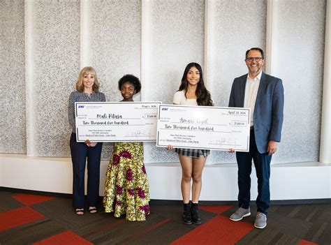 Aegon Transamerica Foundation awards $50,000 to support first-generation students in Cedar ...