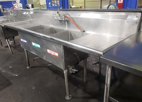 3-COMPARTMENT 90" STAINLESS STEEL COMMERCIAL SINK | Vision Equipment