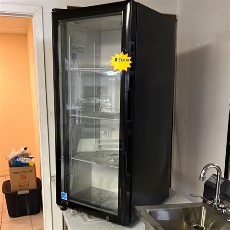 Commercial Mini Fridge – Equipment On Demand