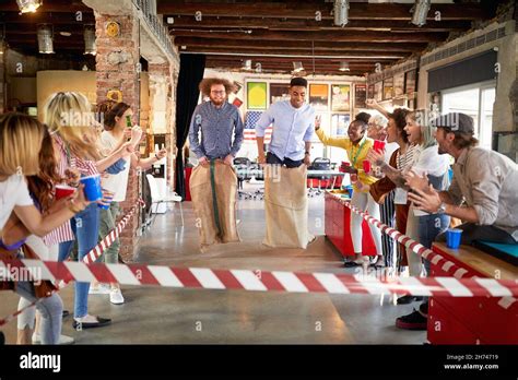 Having Fun at Work 的图像结果