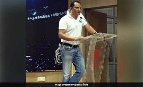 IND vs AUS: रोहित शर्मा को आगे खेलना चाहिए या नहीं, पूर्व भारतीय कप्तान ...