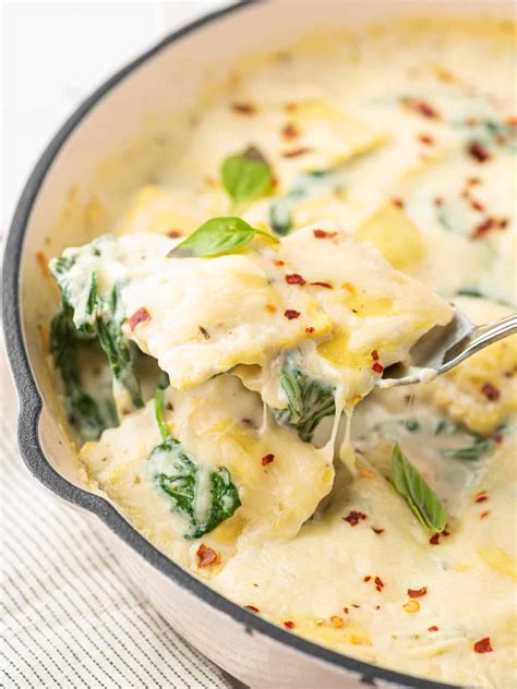 Creamy Cheese and Spinach Ravioli Recipe – Cookin' with Mima