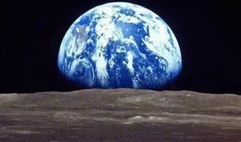 为何常有人说：从月球上看地球会让人感觉心慌？到底看到了什么？_腾讯新闻