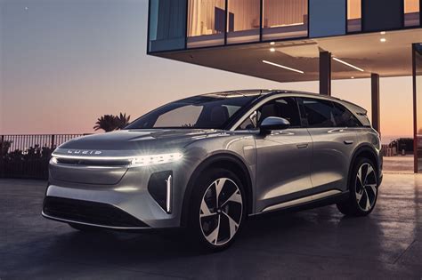 First Drive: 2026 Lucid Gravity Is Pulling Us In
