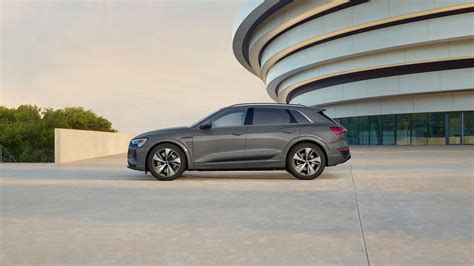 2024 Audi Q8 e-tron | Audi North OC