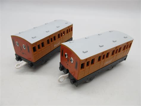 Thomas And Friends Annie And Clarabel Trackmaster