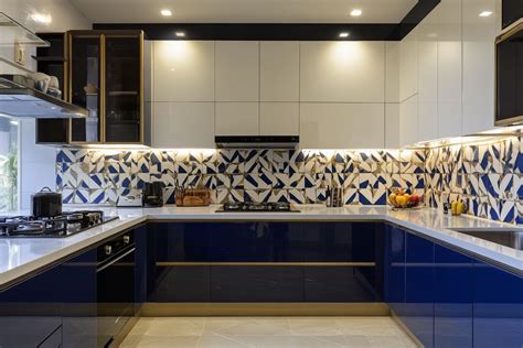Modern Modular Dark Blue And White Indian Kitchen Design With Geometric ...