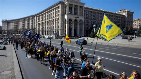 Russian Shelling Kills Seven in Eastern Ukraine; Both Countries ...