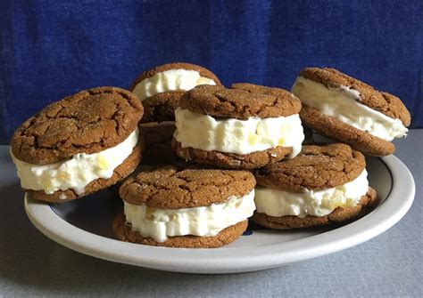 How Were Ice Cream Sandwiches Invented? - Stonesmentor