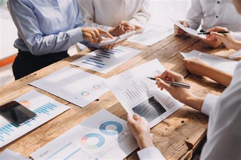 Business People Worker Pic 的图像结果