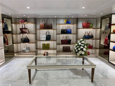 Store Gallery | Adamis