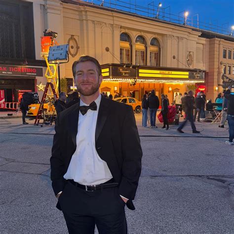 Jonah Almanzar (@almanzar_creative) • Instagram photos and videos