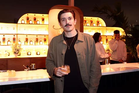 How did Andrew Schulz and Emma Turner meet? Wife children and all we ...