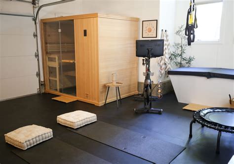 Finnleo Sauna and Cold Plunge in Garage Gym | Home spa room, Home gym ...