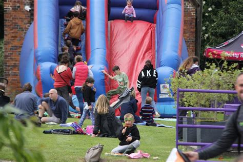 OPEN DAY & FUN FAMILY DOG SHOW, Rainscombe Hill Farm, Clench Common ...
