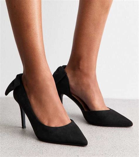 Wide Fit Black Faux Suede Bow Detail Court Shoes | New Look