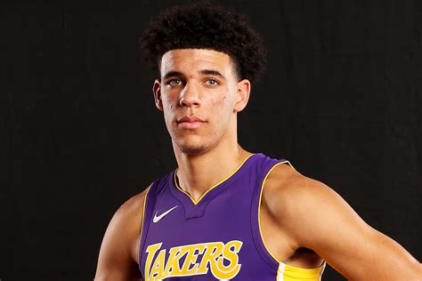 Lonzo Ball Bio, Net Worth, Age, Height, Girlfriend, Baby, Facts 2022 ...