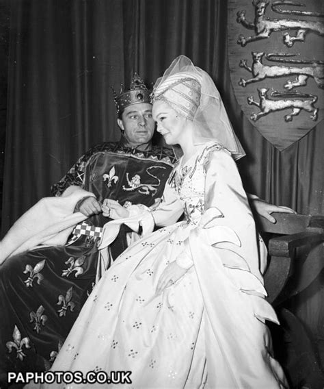 Image result for richard burton "henry v" 1951