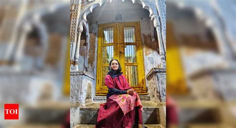 A rang bhari Vrindavan Holi for Aastha | Bareilly News - Times of India