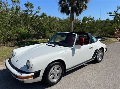 1984 Porsche 911 Targa