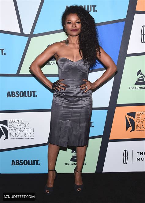 KEESHA SHARP Feet - AZNudeFeet